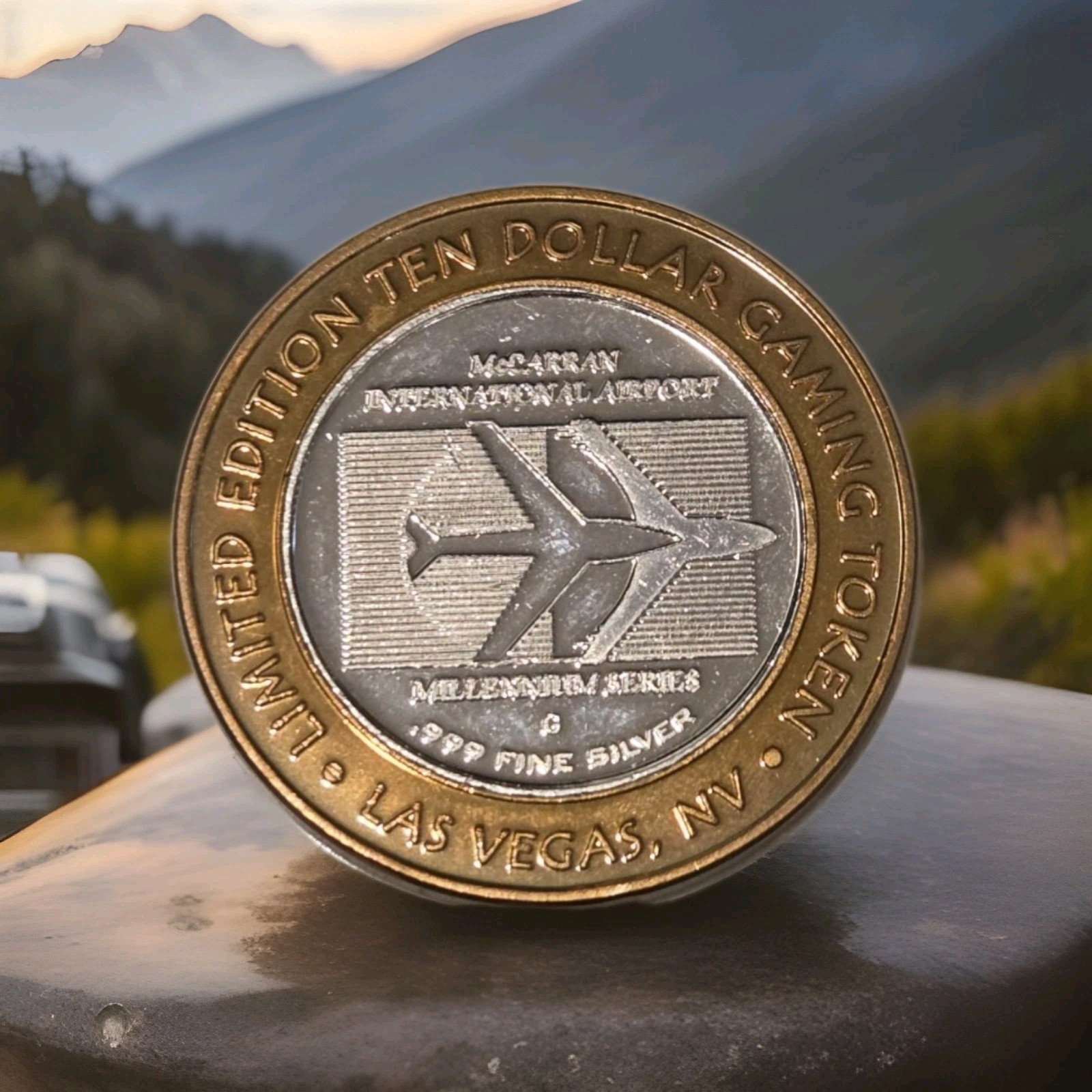 Harrah’s $10 Gaming Token .999 Fine Silver Center – McCarran Airport Las Vegas
