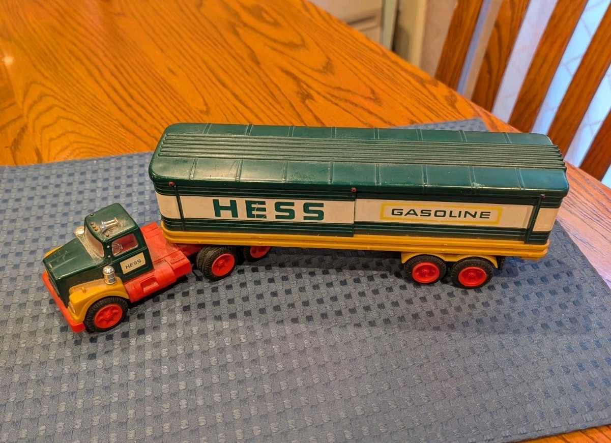 Vintage 1975/76 Hess Box Trailer Toy Truck No Box No Work Gr8 Display