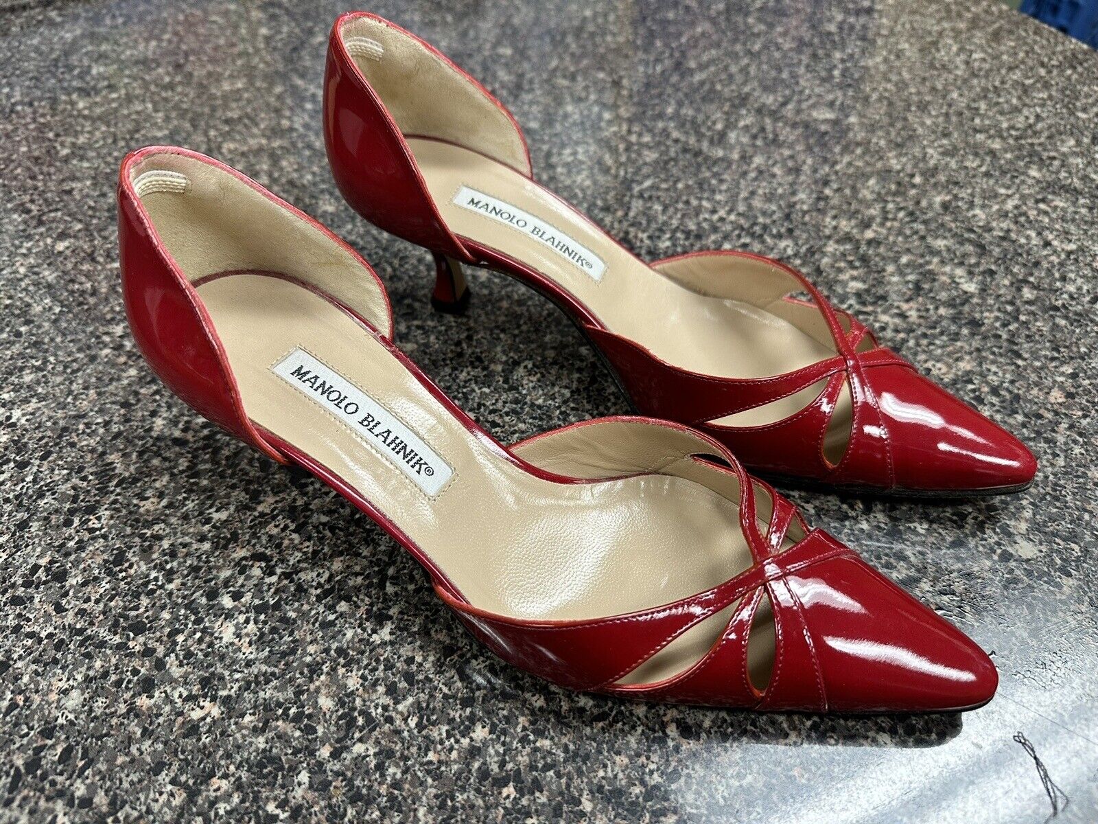 Manolo Blahnik 37 Red Patent Leather Shoes Made In Italy -3” Heels VERO CUOIO US
