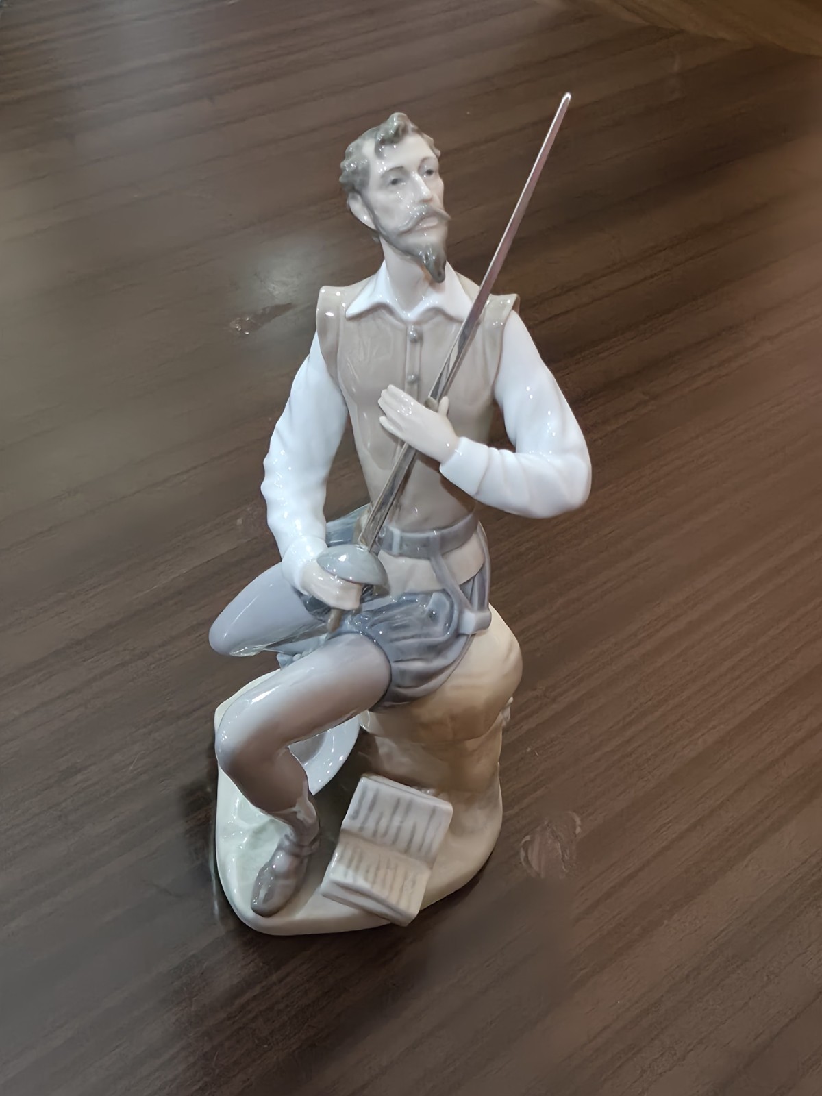 Lladro figurine collectibles retired model  #5357