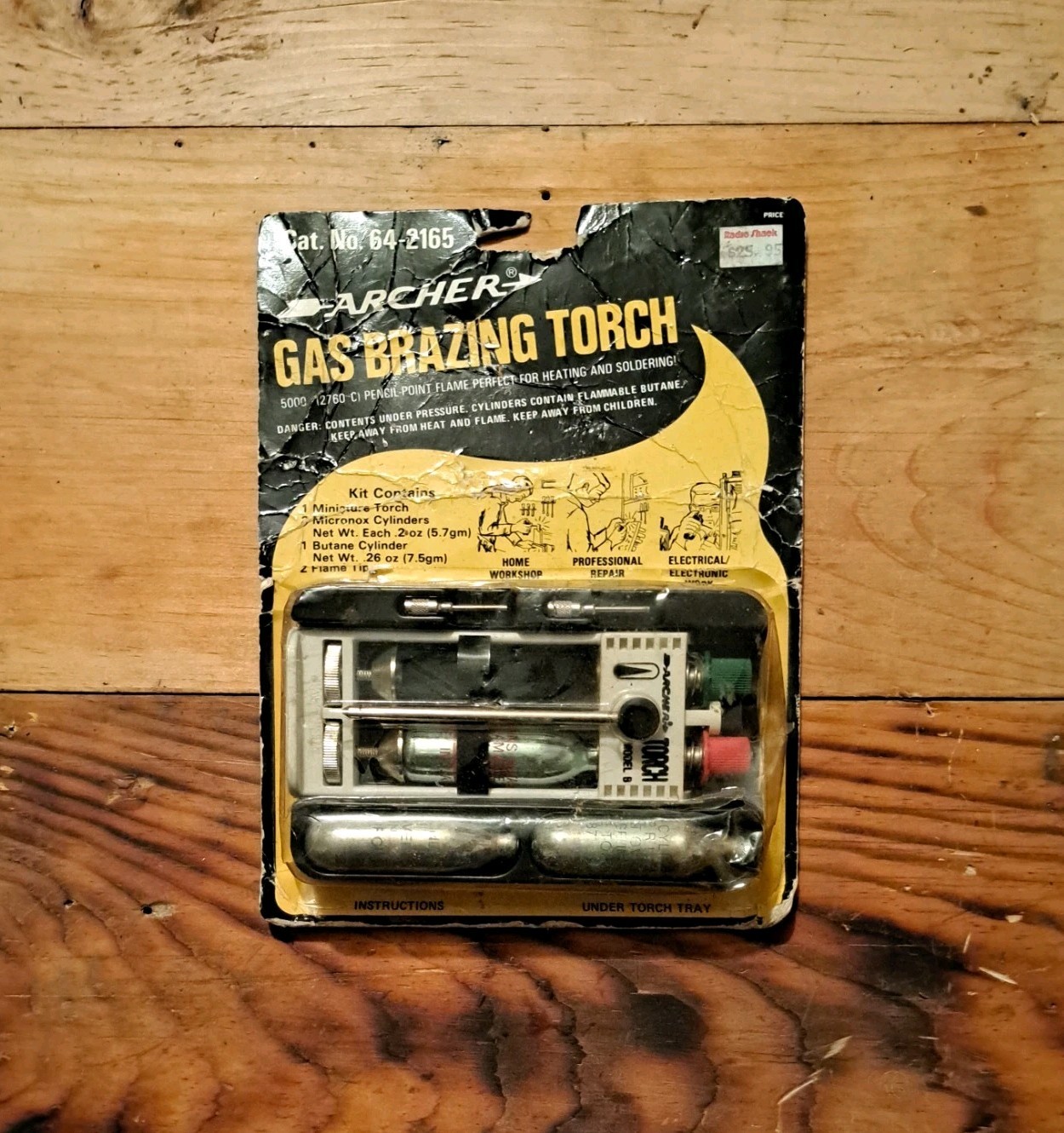 Vtg Archer Miniature Gas Brazing Torch & Butane Cylinders NOS Radio Shack 