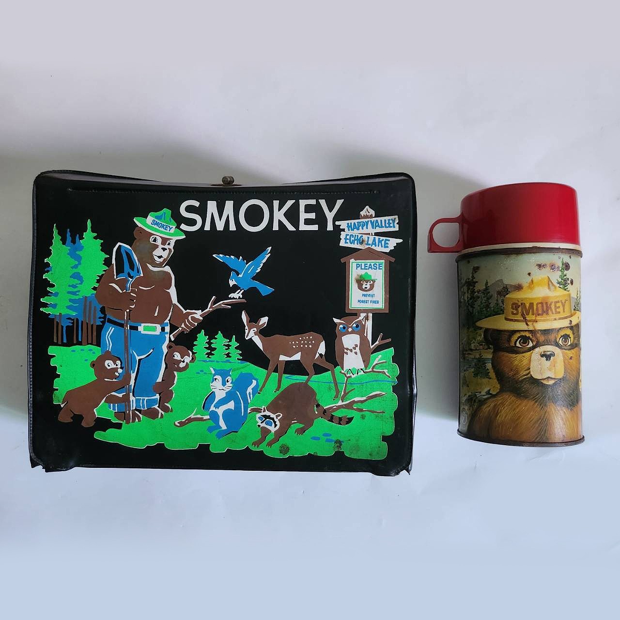 RARE Vintage 1965 Smokey Bear Vinyl Lunchbox with Thermos Complete Set