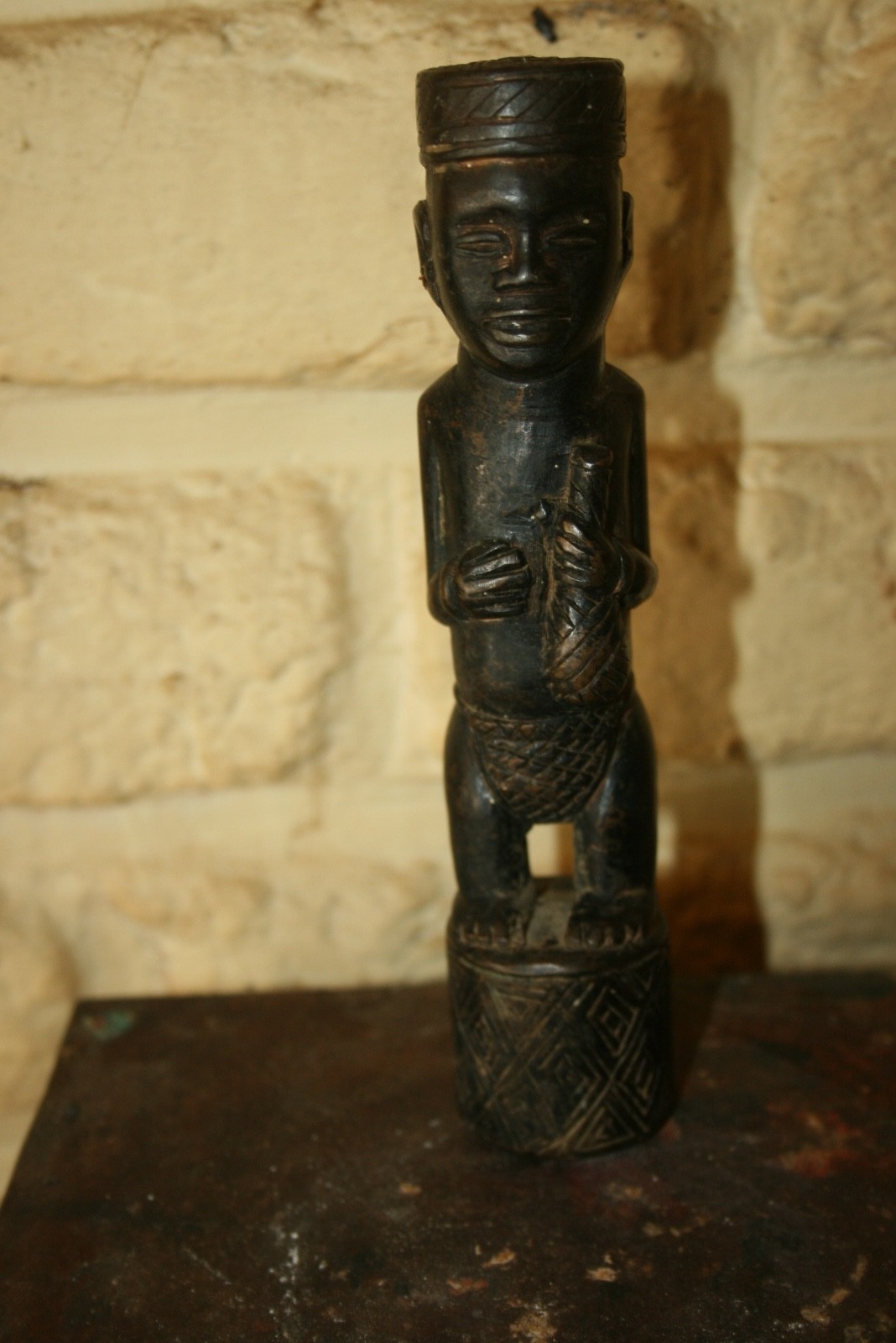 RARE ANTIQUE MAYOMBE NGANGA CHIEF BRONZE FIGURE R.D.CONGO ----ANTI WITCHCRAFT-