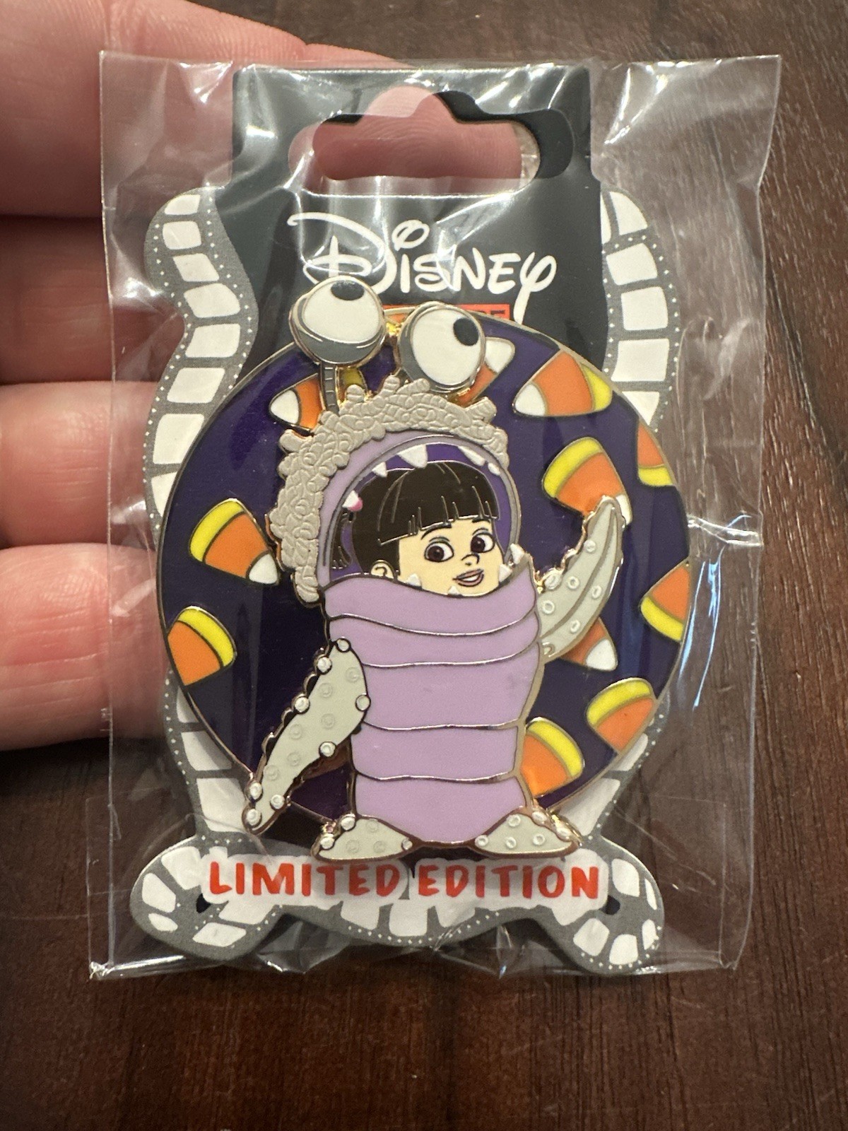 DSSH Candy Corn Pin Boo LE 400 Monsters Inc Halloween