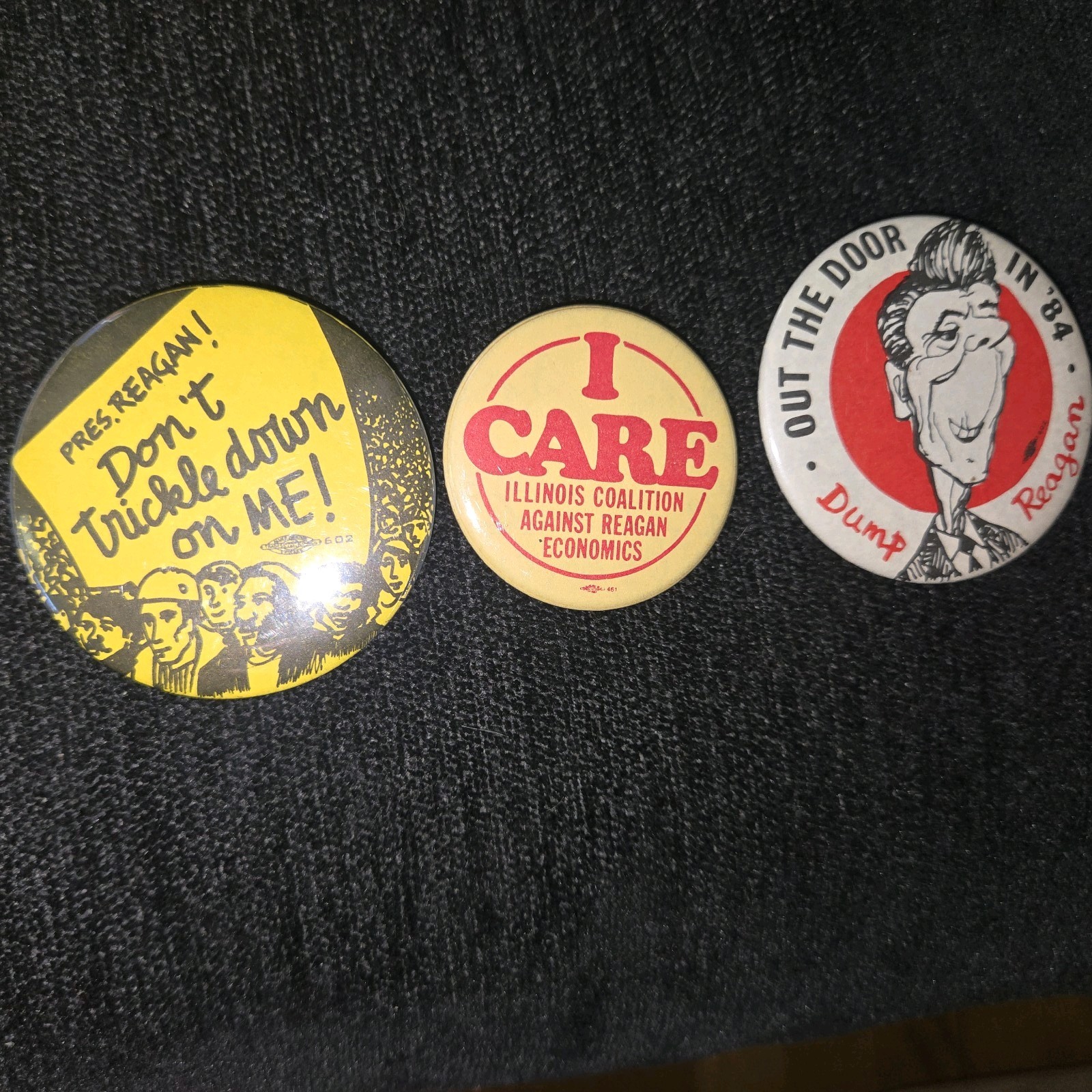 Vintage Lot 3 Anti Ronald Reagan Political Buttons Pins 1984 Dump Trickle Down