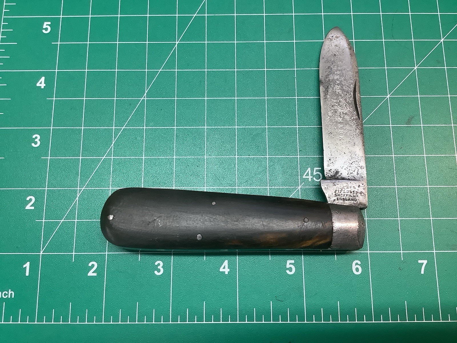 Rare Alfred Field& Co Single Blade With Hens Tooth Rare Bird Etch