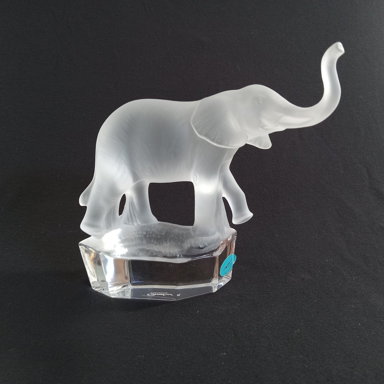 Goebel Crystal Collection Frosted Elephant 5.5\