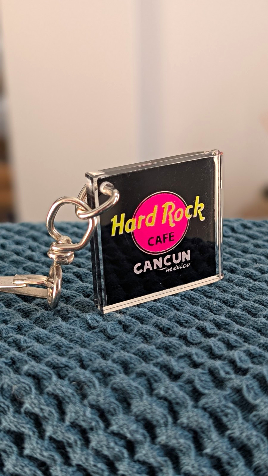 Vintage Hard Rock Cafe Cancun Mexico Square Acrylic Keychain Keyring Retro Neon