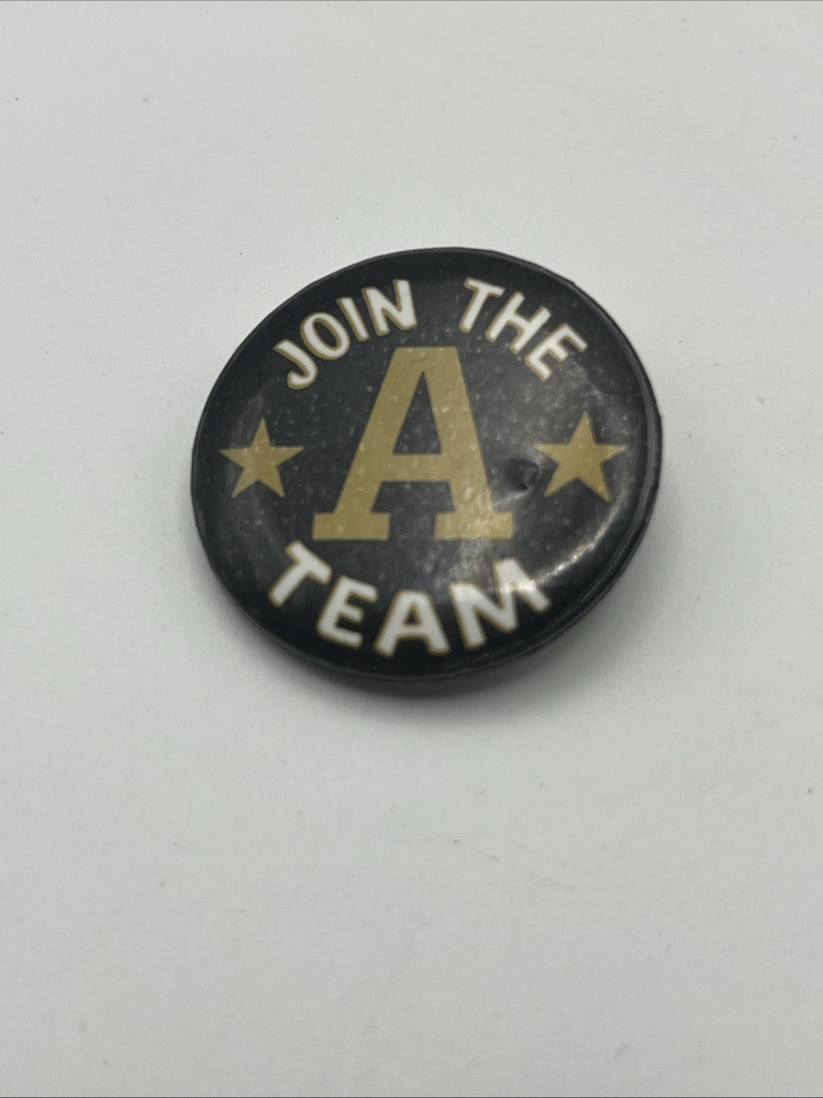 VINTAGE UNITED STATES ARMY BUTTON PIN \