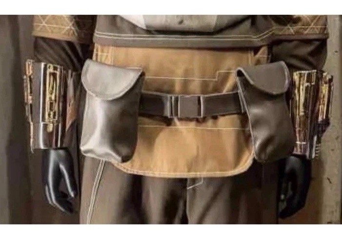 2026 Disney Parks Star Wars Mandalorian Gauntlets & Flight Suit Cosplay Outfit