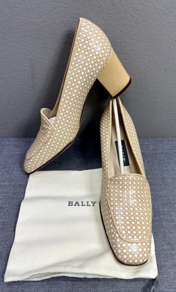 BALLY Parfait Sahara Leather Slip On Pump Heel Shoes Size 7 M Made in Italy
