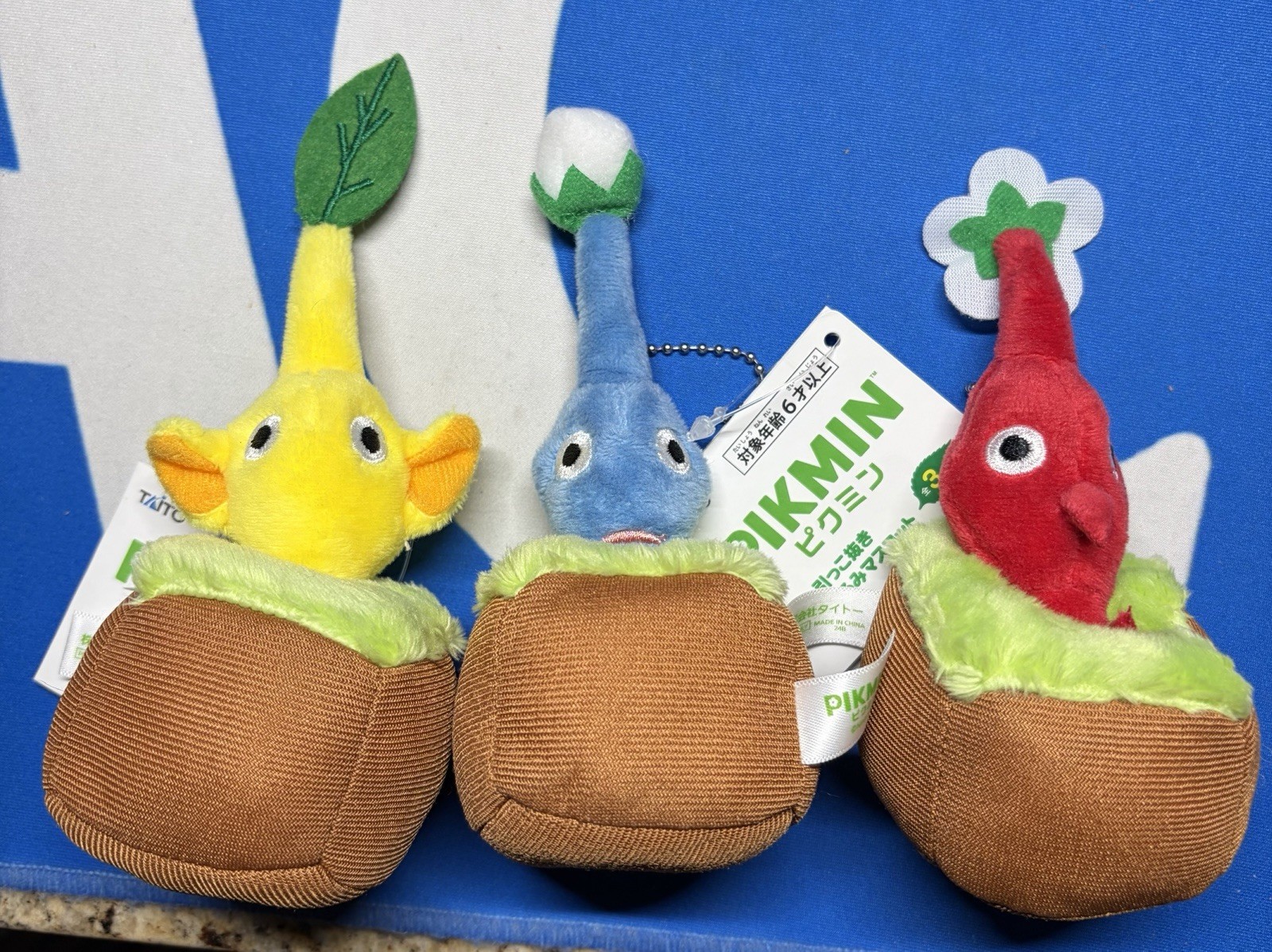 Nintendo Pikmin Pop Out Plush Set of 3 Red Blue Yellow Taito Japan Exclusive NEW