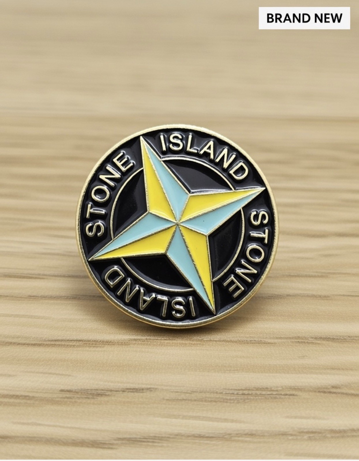 Stone Island Pin, Casual Hooligans Ultras Rare, Football Badge for Collectors 