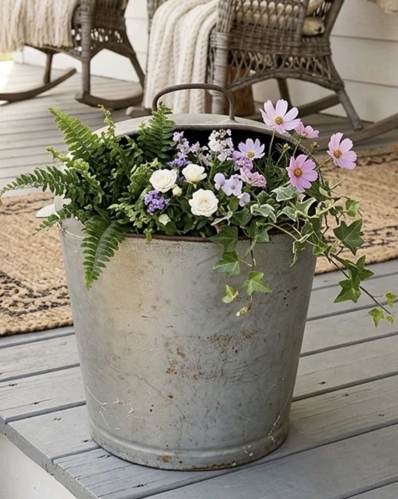 Vintage Antique Primitive Galvanized Steel Metal Milk Can Pail Rustic Farmhouse 