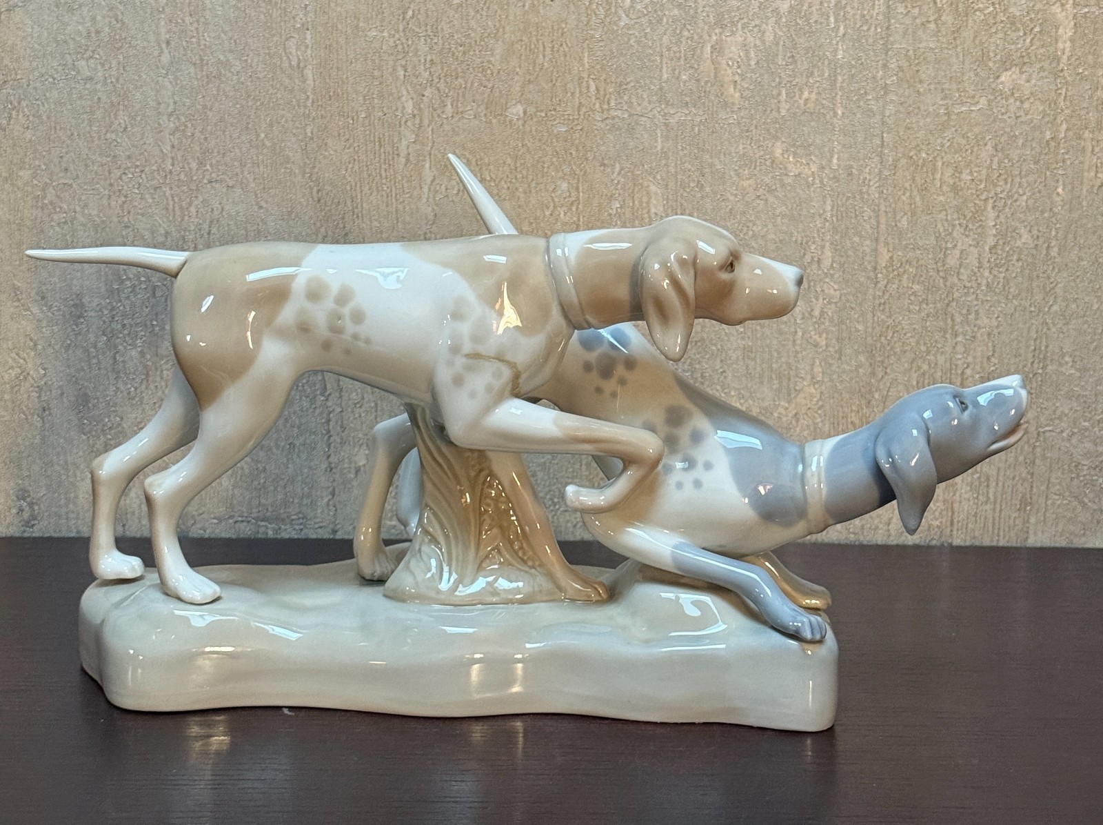 Vtg Porceval Spain Porcelain Pointer Hunting Dogs Figurine Glossy Ceramic 7.5