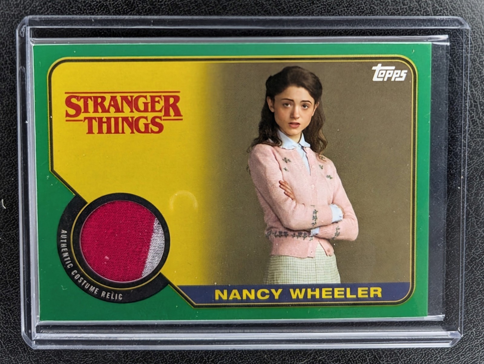 Topps Stranger Things Season 1 NANCY WHEELER Green Costume Relic #R-NW (45/50)