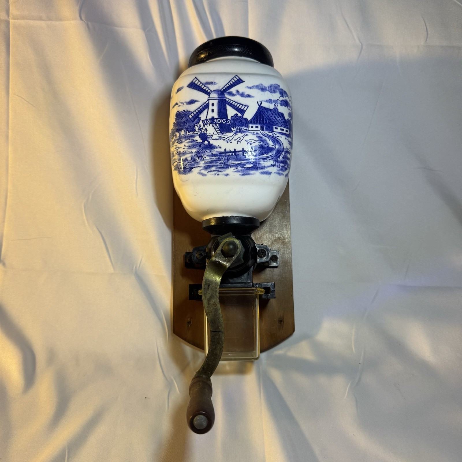 Vintage Delft Blue White Wall Mount Coffee Grinder Windmill Ceramic Manual Mill