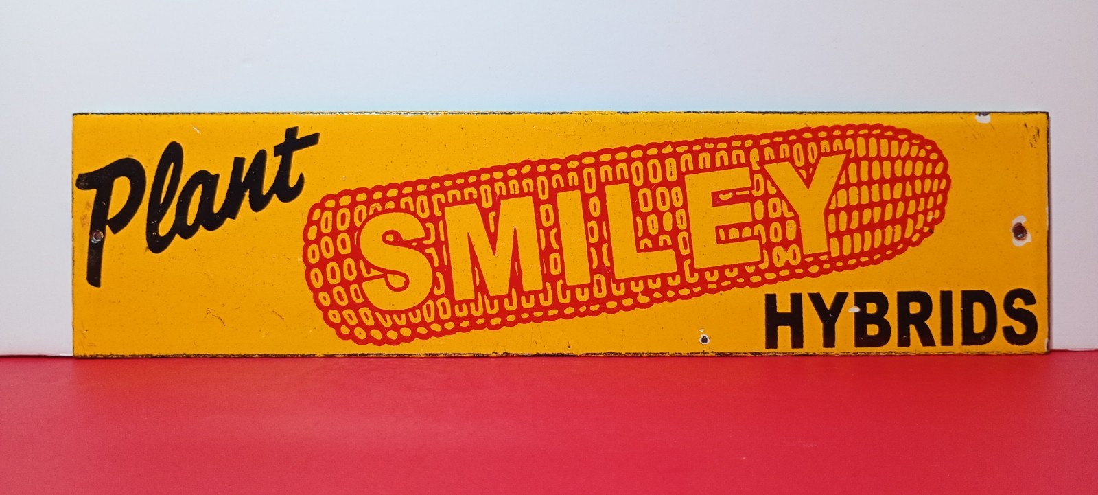 Vintage PLANT SMILEY HYBRIDS Porcelain Enamel Sign 12\
