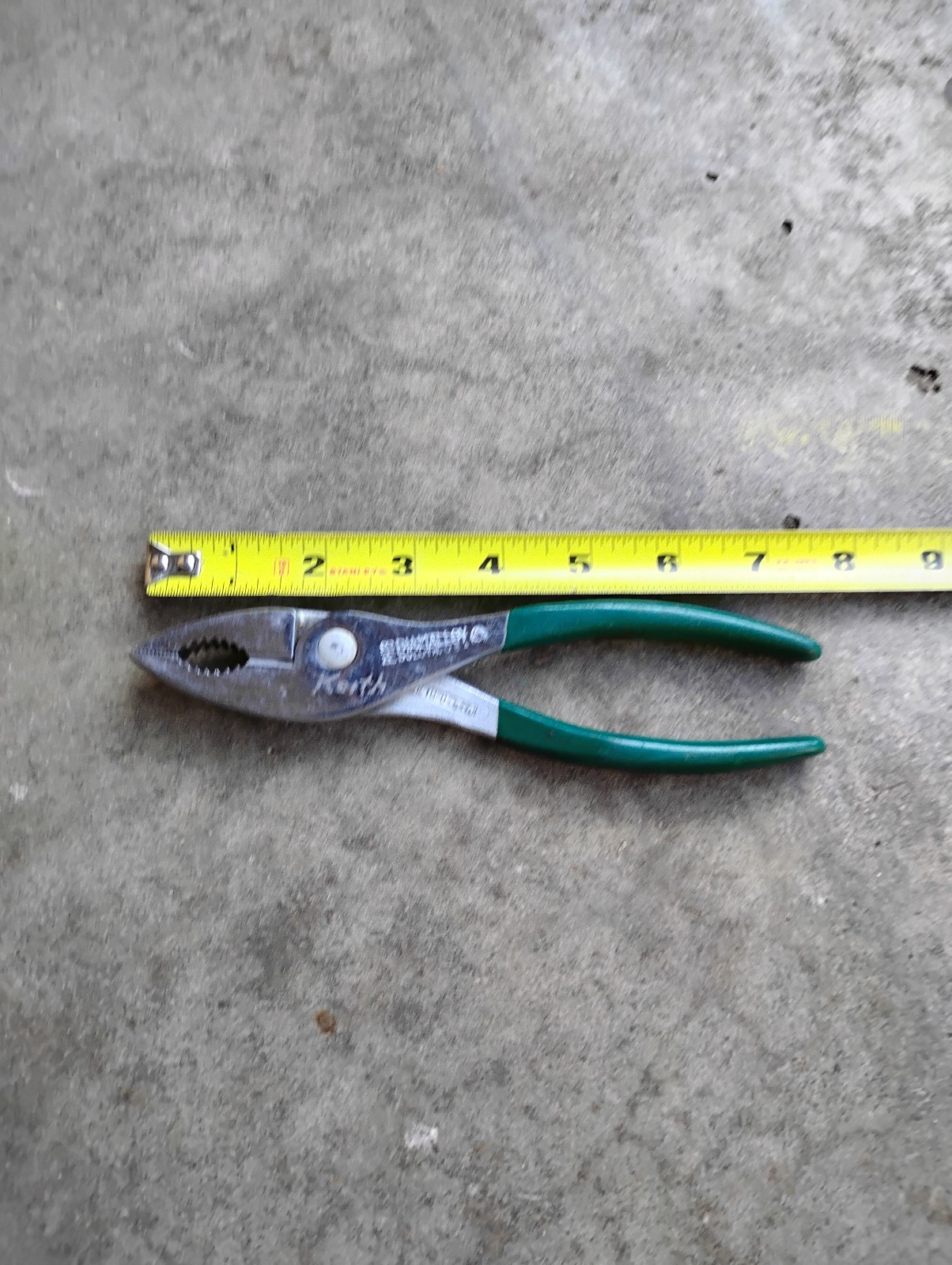 Vintage USA Diamalloy PH18 Slips Joint Pliers With Cutter Vintage USA Diamalloy PH18 Slips Joint Pliers With Cutter