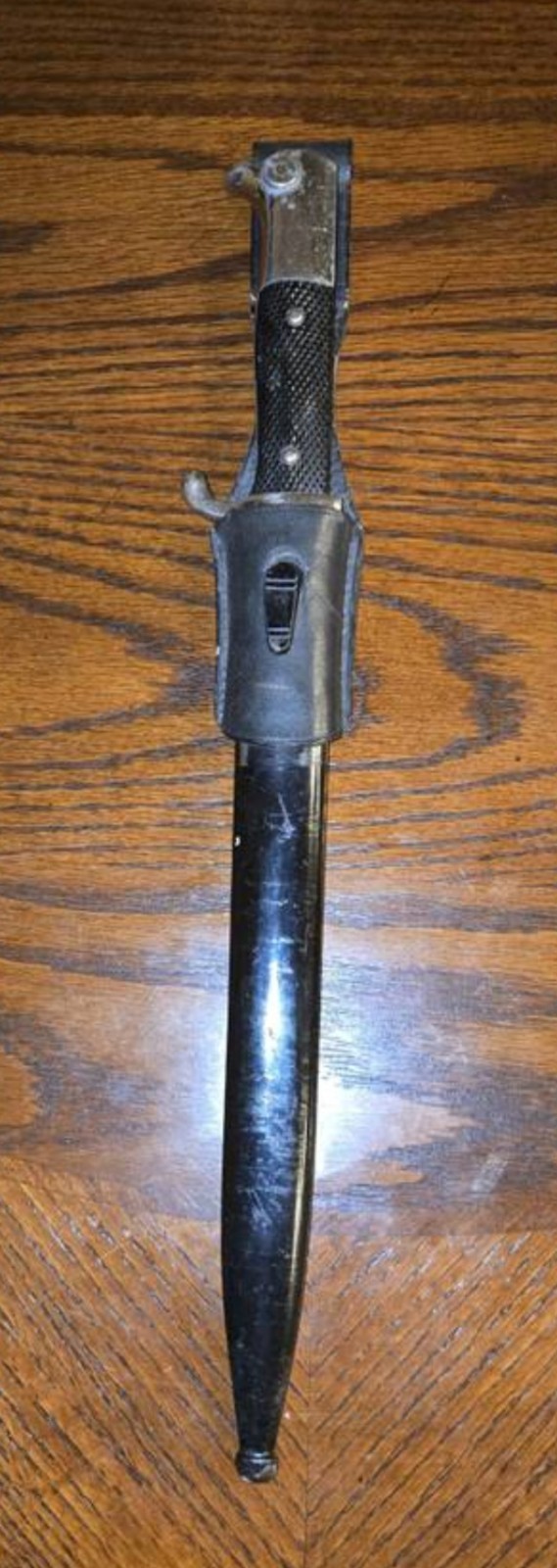 Vintage WWII 1944 Original Steel Spear Point Bayonet w/ Black Scabbard Sheath