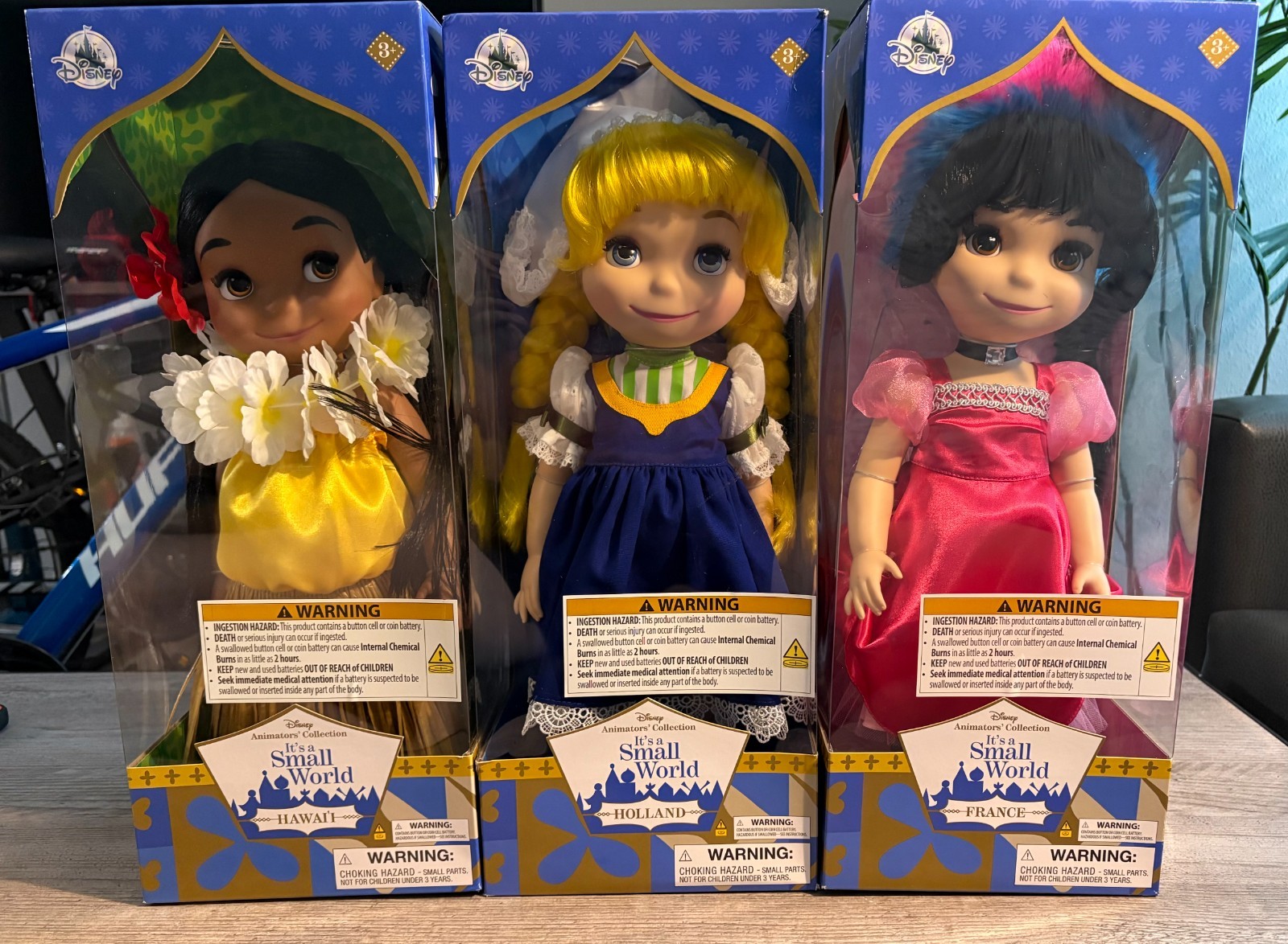 Set of 3 Disney Animator\'s Collection \'\'it\'s a small world\'\' Singing Doll – 15\'\'