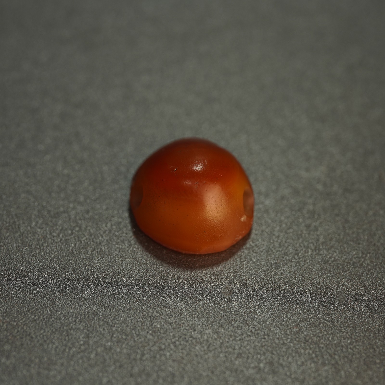 Premium Carnelian Agate Bead, Stable Mineral Structure for Collection 3.3g