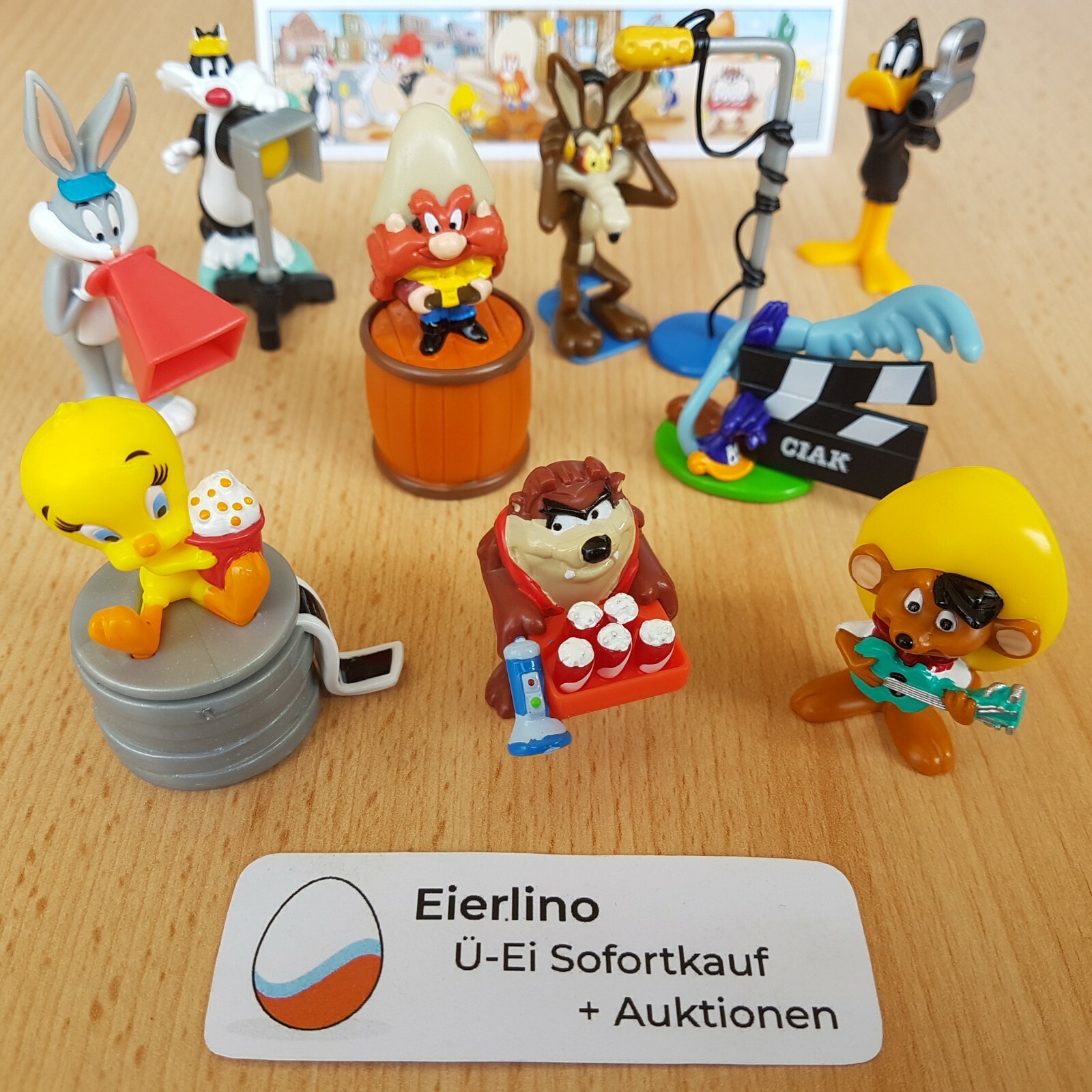 TOP KINDER SURPRISE SET + Looney Tunes Cinema Movie Maker + mint 1.3