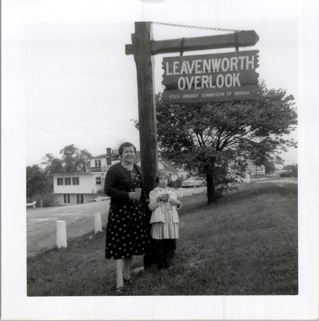 1956 Leavenworth Overlook Indiana Photo Madelia Smith & Janet Switzer Ohio River