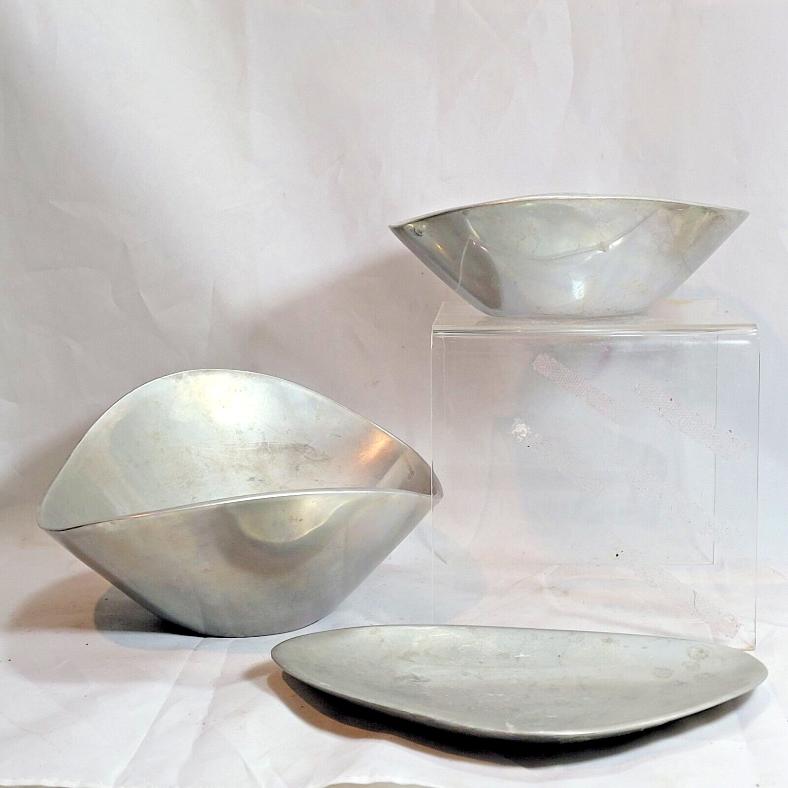 Lot Of 3 Mid Century Nambe Alloy Metal Tri Corner Bowl  Medium # 564 # 567 # 579