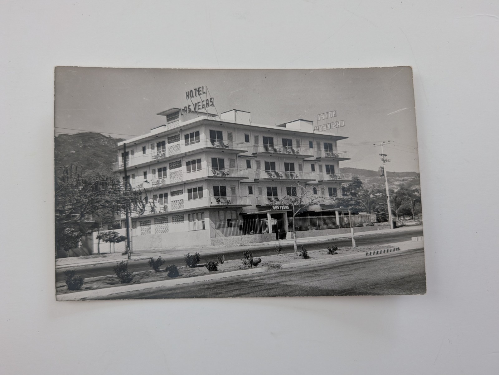 Vintage RPPC Postcard Hotel Las Vegas Acapulco Guerrero Mexico