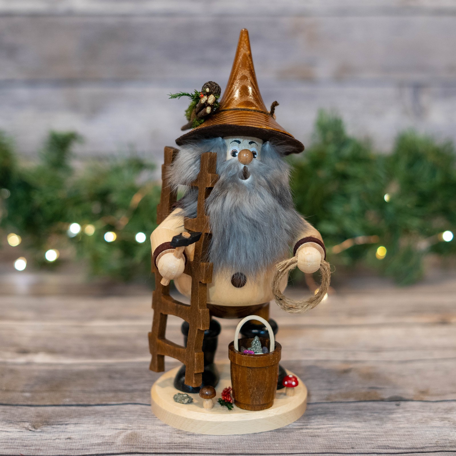 Smoker - Miner Gnome with ladder