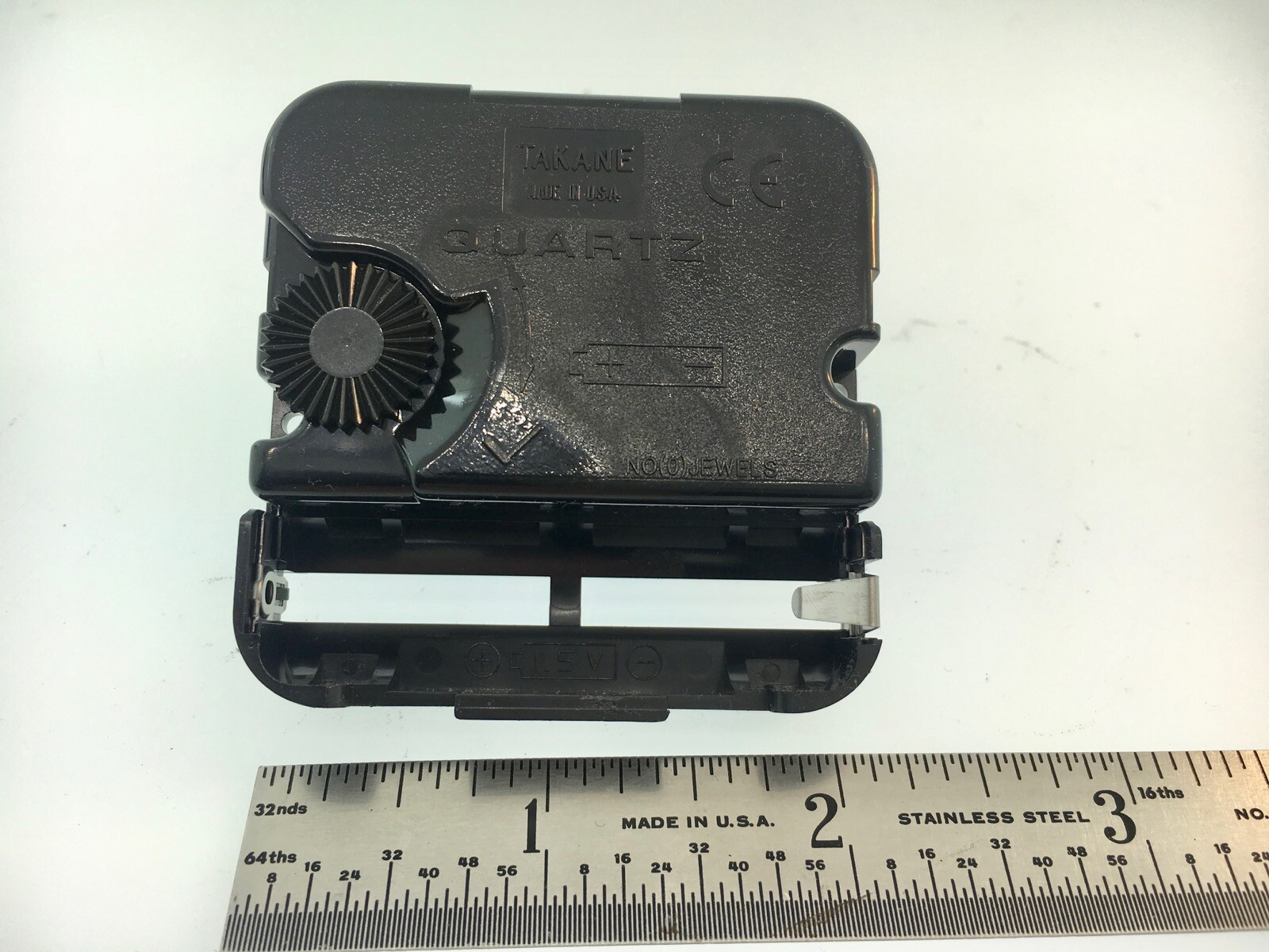 Takane Quartz Battery Clock Movement Short Shaft High Torque Made in USA Takane Quartz Battery Clock Movement Short Shaft High Torque Made in USA