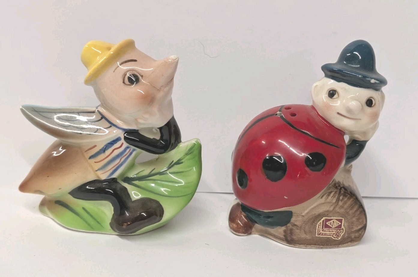Vintage Consco Anthropomorphic Bee and Ladybug Salt Pepper Shaker Set Japan READ