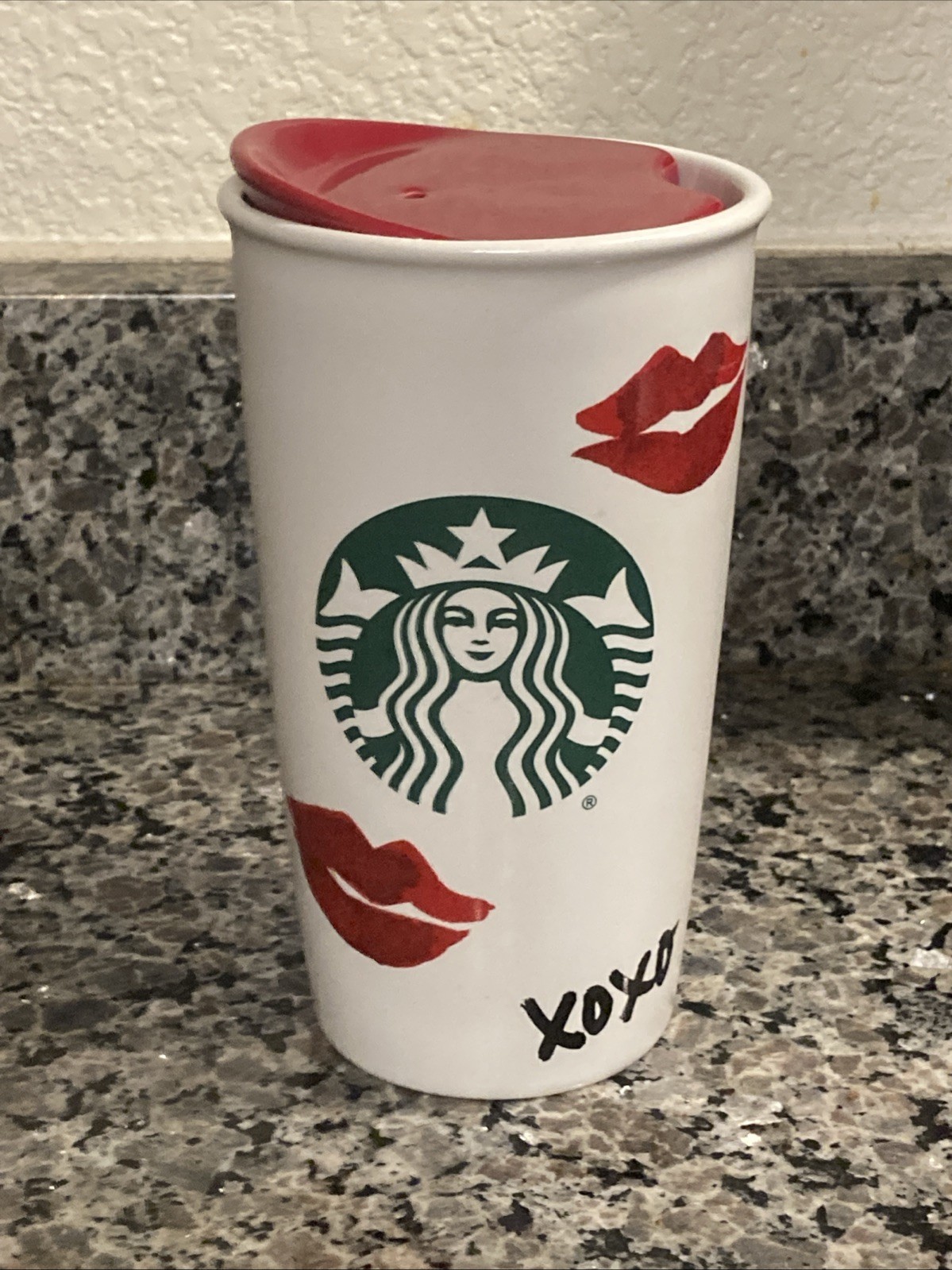 Starbucks 2015 Ceramic Coffee Tumbler White Red Lips Xoxo
