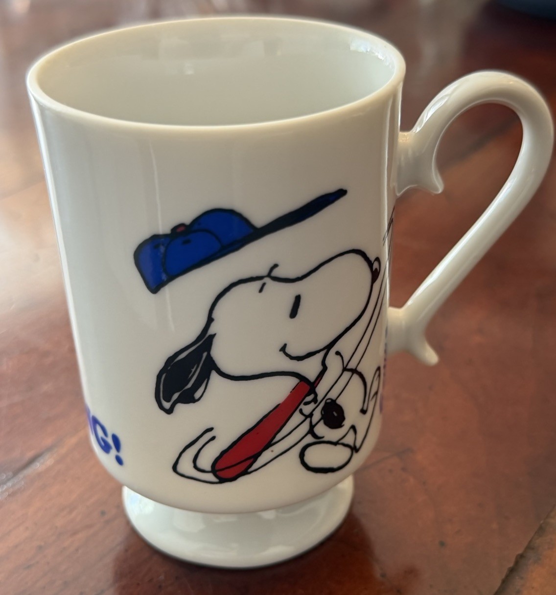 Vintage 1960s Snoopy Woodstock Home Run King Pedestal Footed Mug Coffee Cup