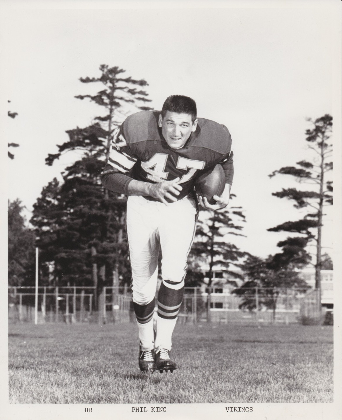 TYPE 1: 1965 Press Photo Team Issue of Minnesota Vikings Football Phil King