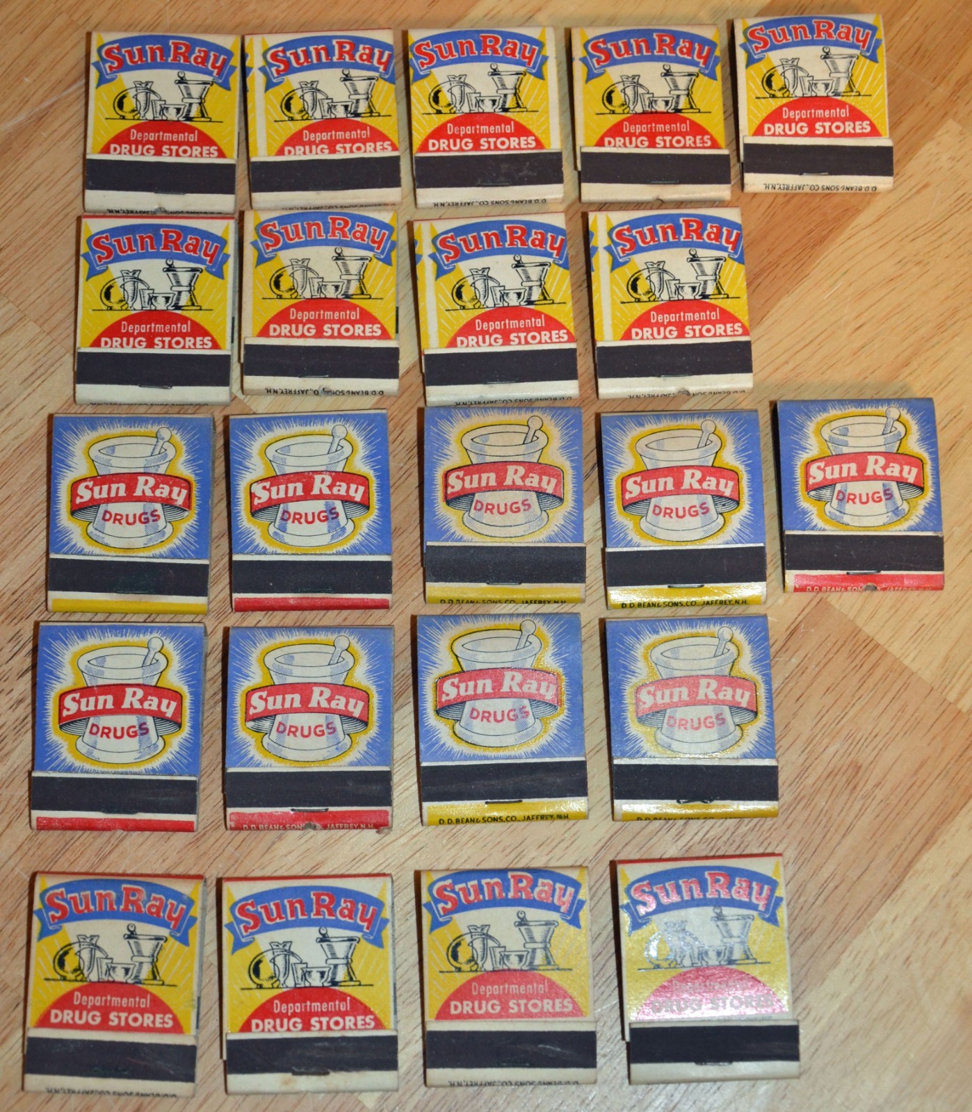 Lot of 22 Vintage Sun Ray Drugs Paper Matchbooks Drug Store Advertising