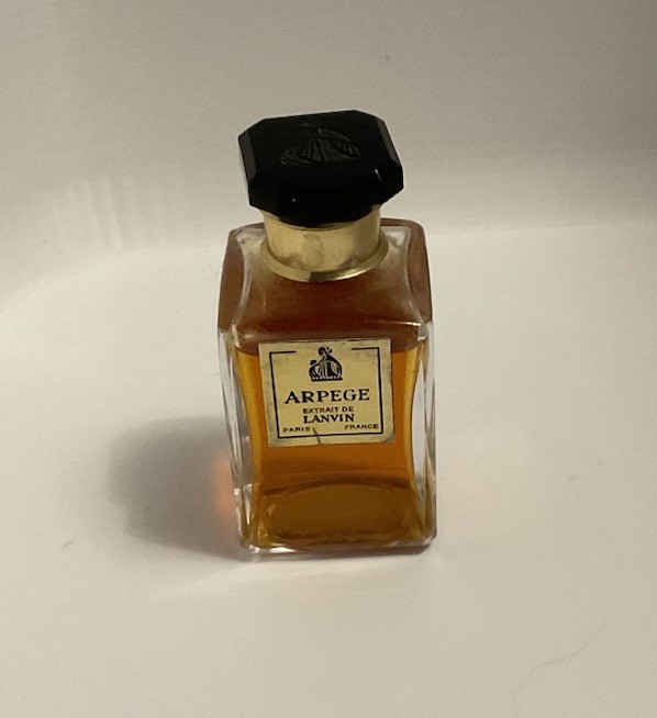 Arpege extrait de lanvin Paris France Perfume 1/4oz. bottle