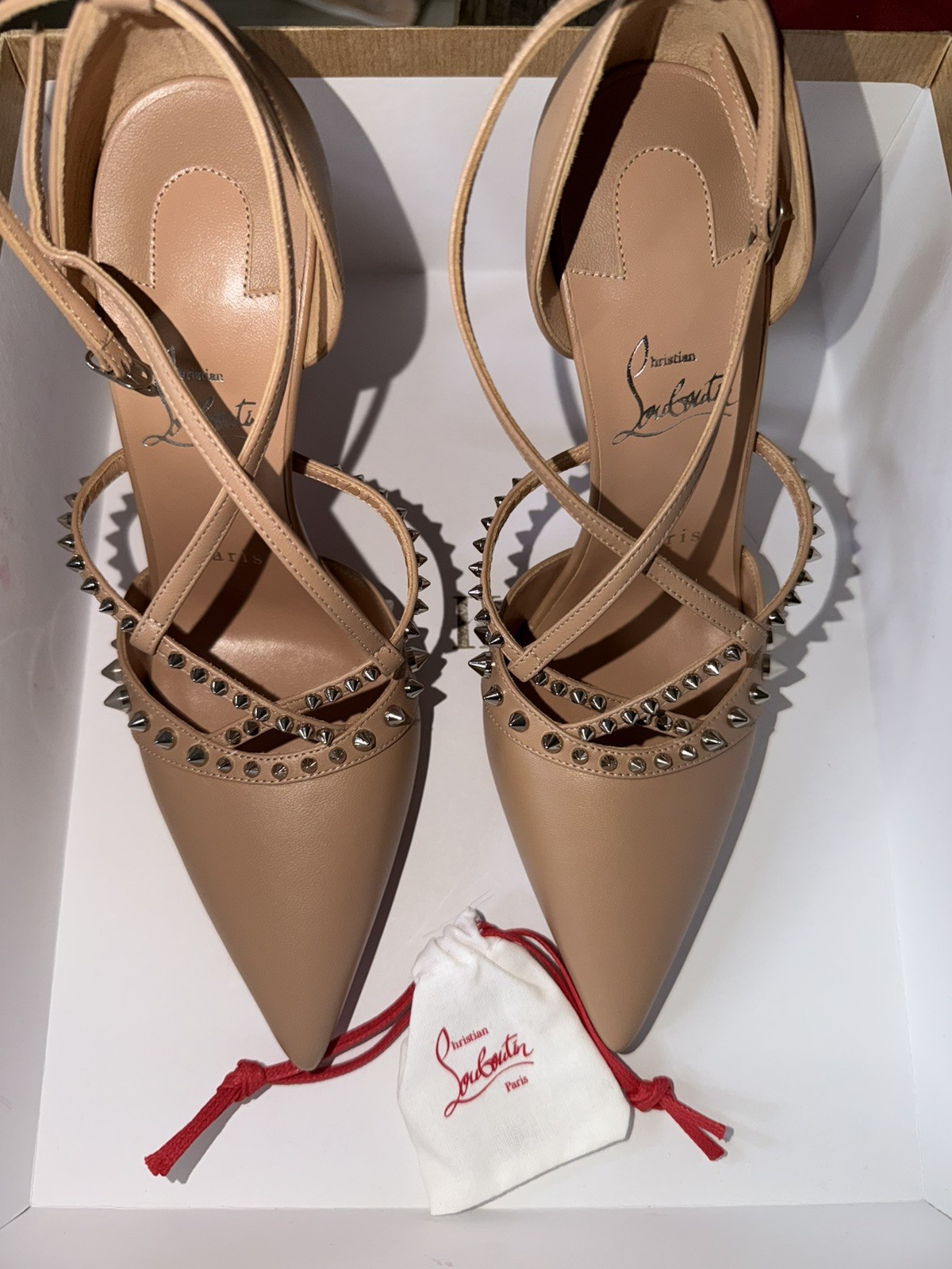 NIB Christian Louboutin Tatooshka Pump 100 Spiked Leather- Blush 38.5