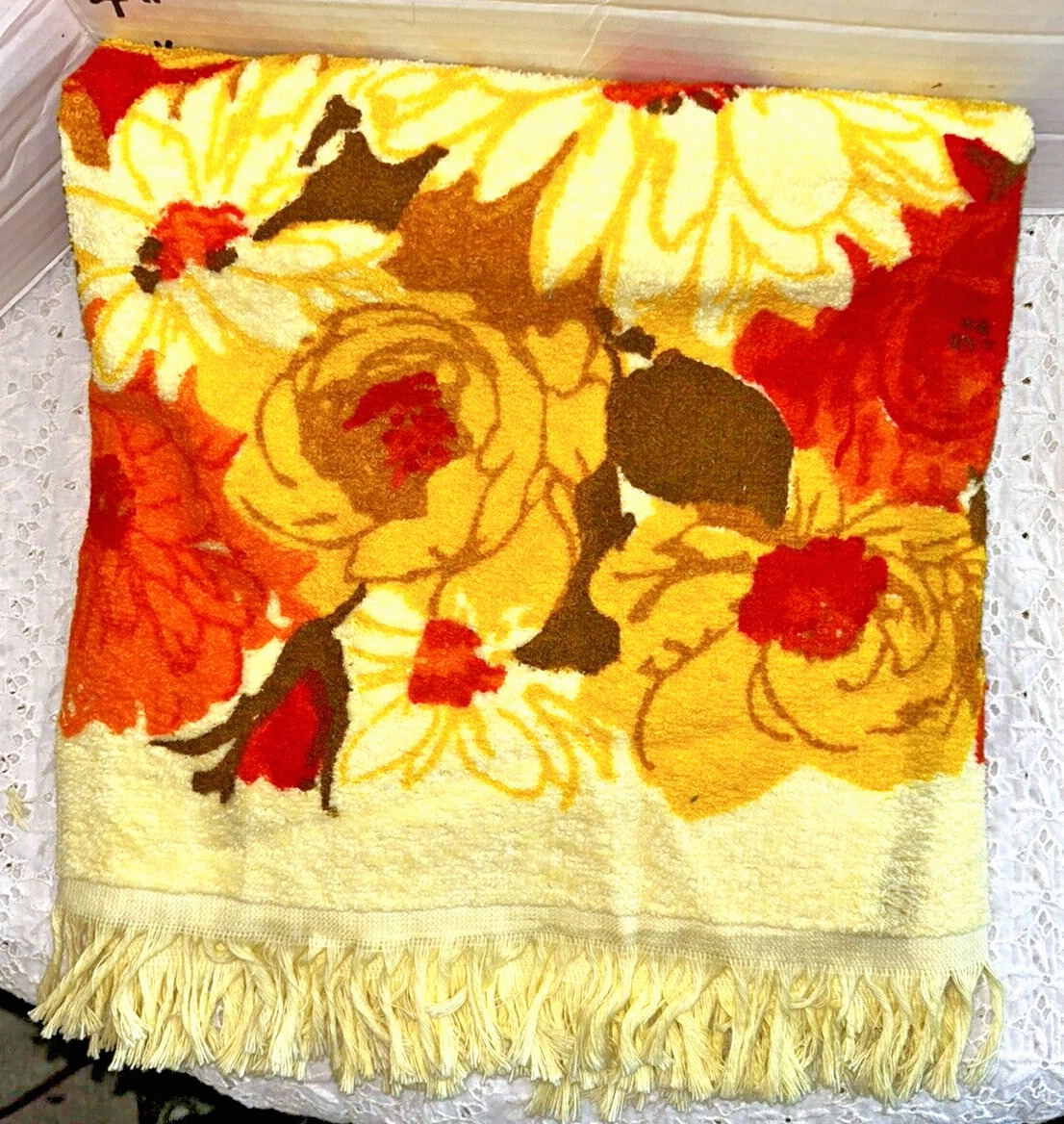 Vintage CANNON NOS Cotton NEW Fringed Bath Towel Retro Flowers 42X21 Flaws {T}