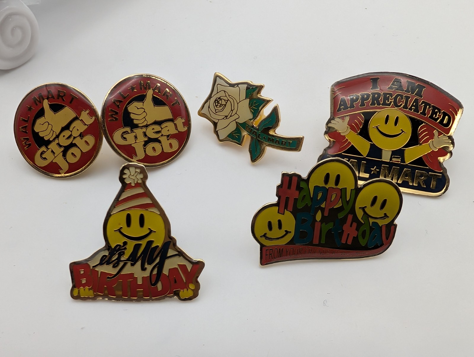 Lot of 6 VTG '03 - '07 Wal-Mart Employee Lapel Pins Smiley Face Great Job Hogeye