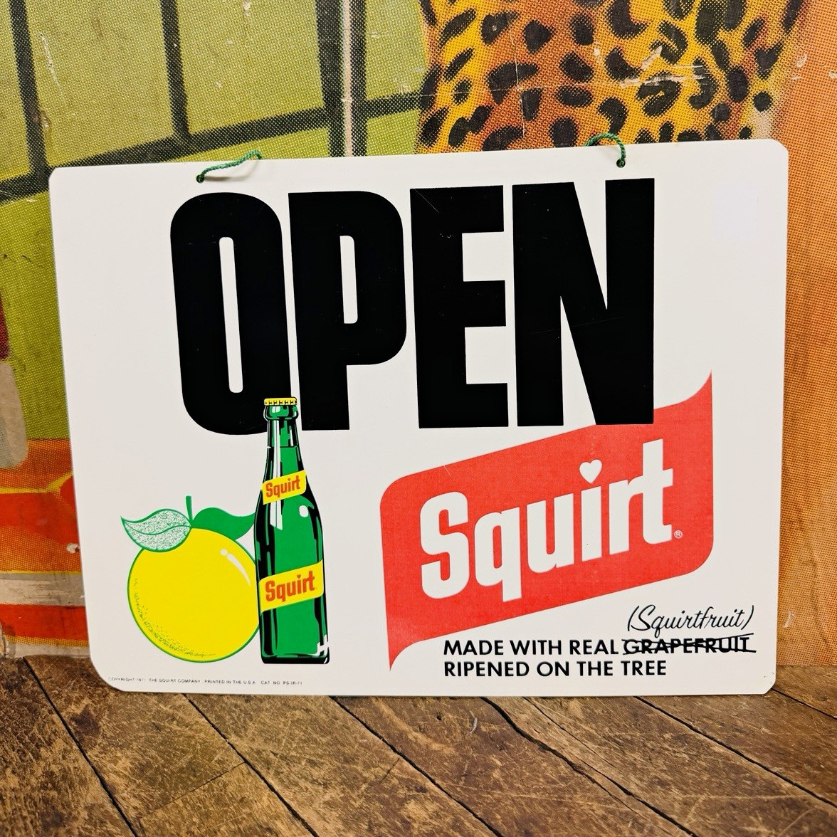 VINTAGE 1971 SQUIRT OPEN CLOSED STORE SIGN COCA COLA 7UP PEPSI DP ORANGE CRUSH