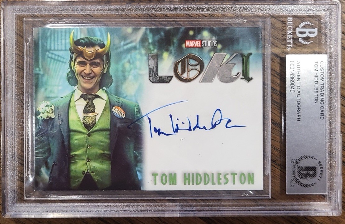 TOM HIDDLESTON Loki Autograph - Custom Marvel Auto Beckett BGS Certified
