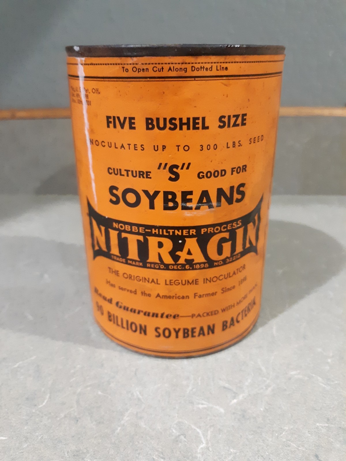 RARE VINTAGE 1930'S NITRAGIN SOYBEAN LEGUME INOCULATOR - FULL