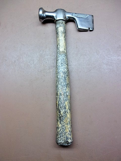 Lightly Used WAL-BOARD Steel Drywall Hammer Plasterboard w/Chromed 6\