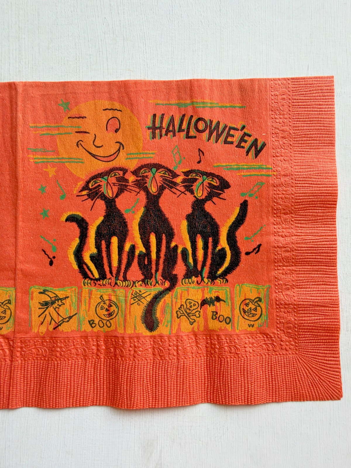 Vintage Mid Century Halloween Party Orange Napkin w/ Black Cats Howling