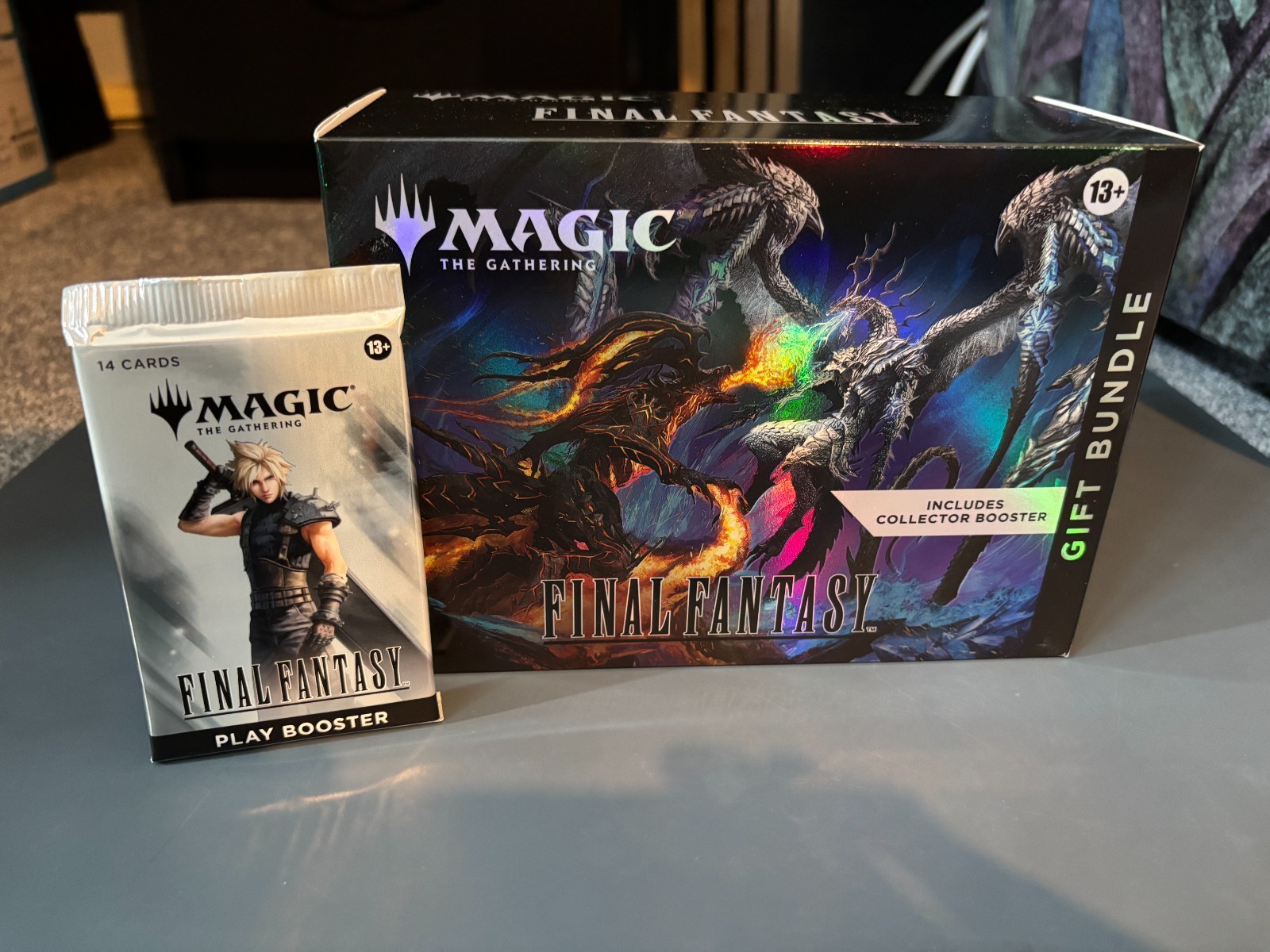MTG Final Fantasy Gift Bundle Box English & Free Booster New & Sealed