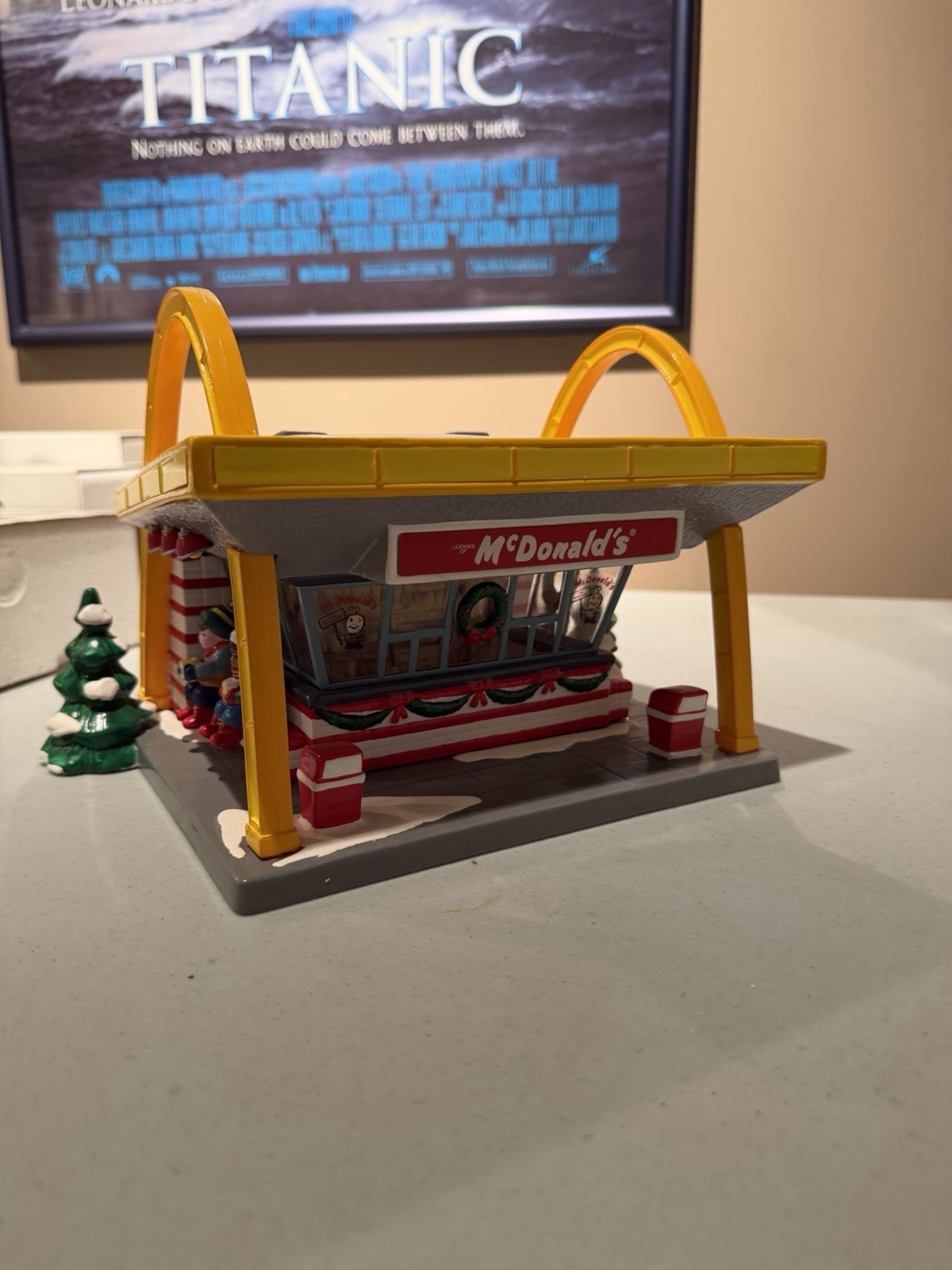 Dept 56 Mcdonald's 1997 Complete Set