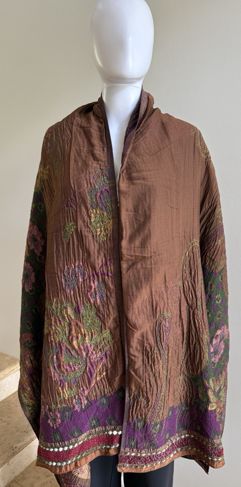 ETRO Wool-Blend Embroidered Shawl Scarf ETRO Wool-Blend Embroidered Shawl Scarf