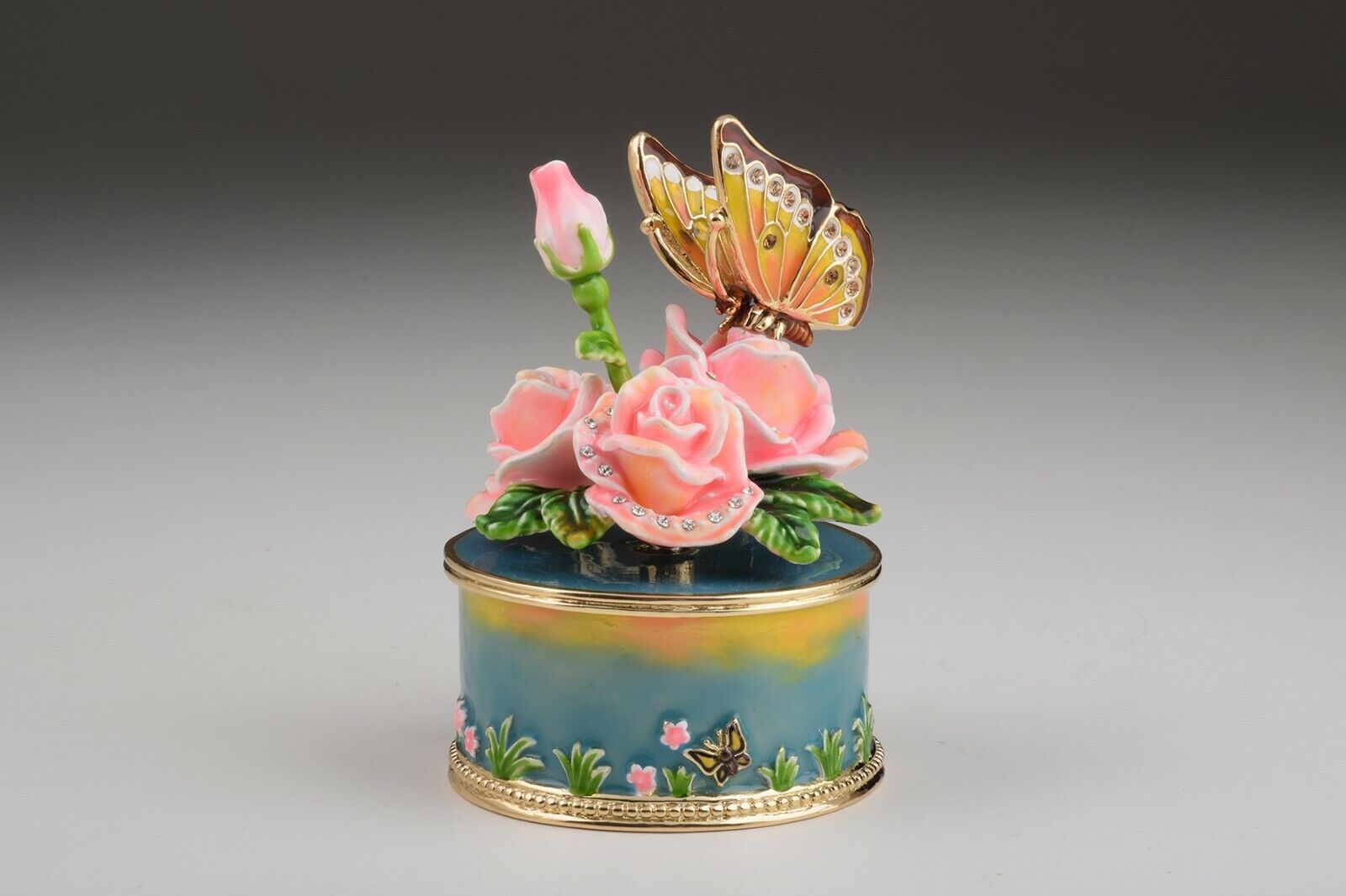 Butterfly on box play music hand made by Keren Kopal with Austrian crystal